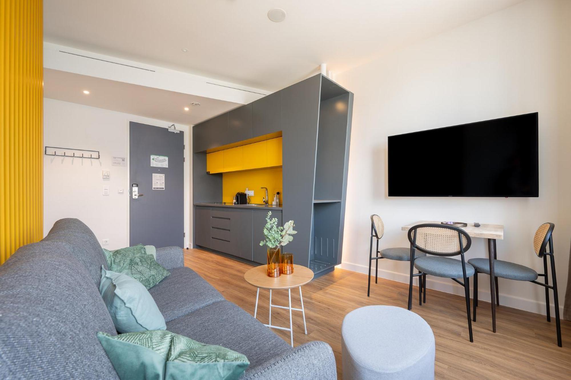 Limehome Amsterdam Gatwickstraat Стая снимка